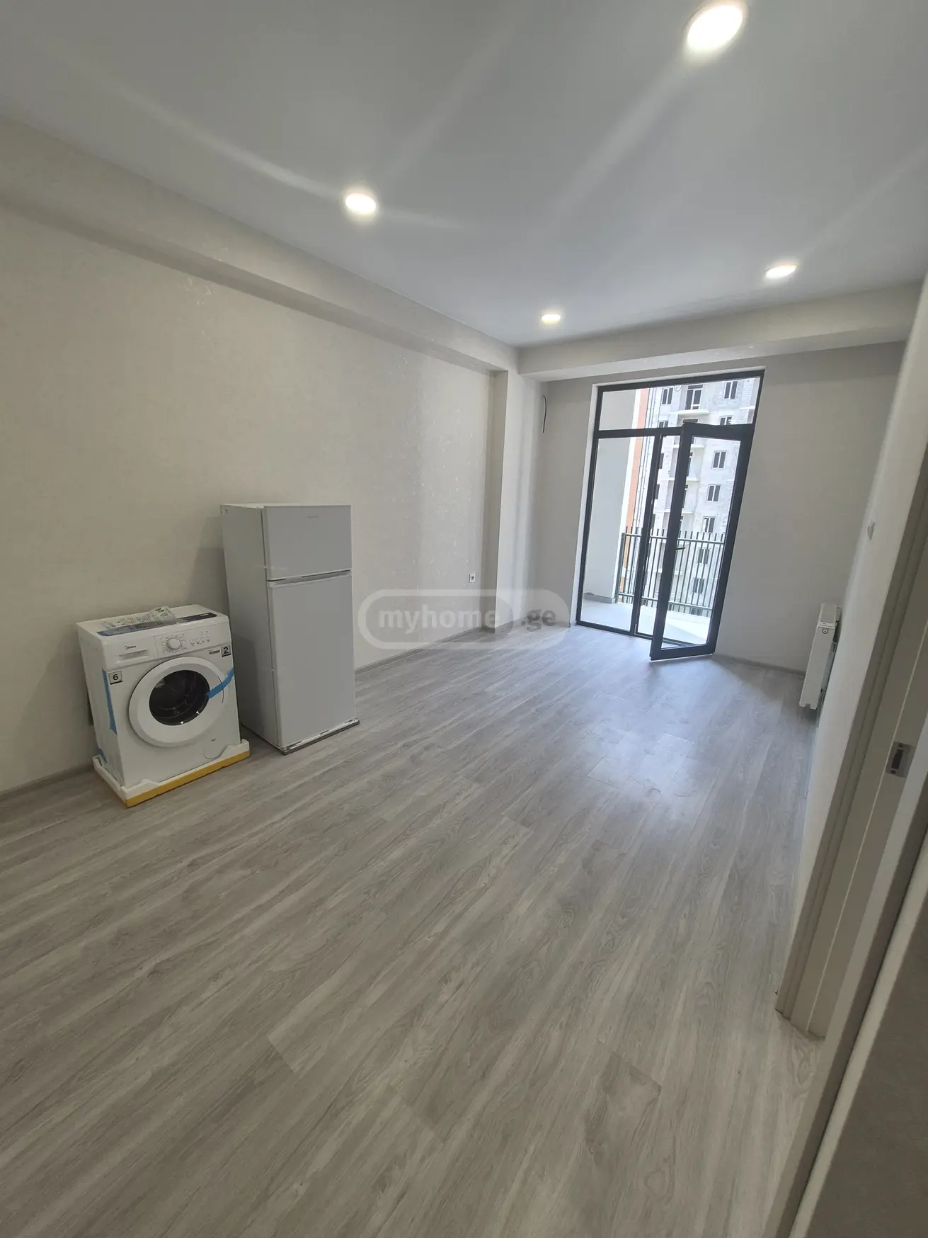 3 Room Apartment For Sale view 4
