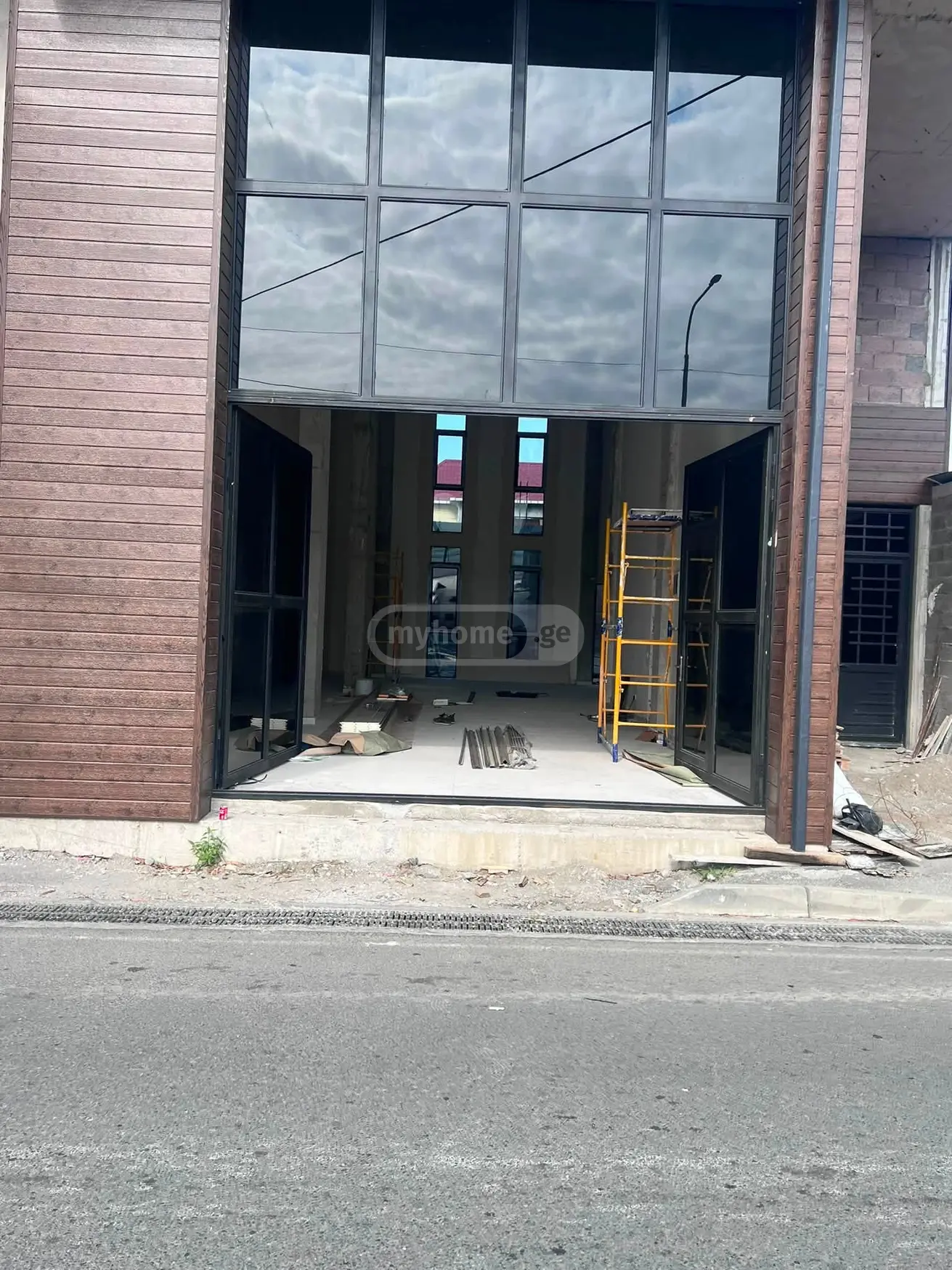 Universal Commercial Area For Rent In Kakhabri District, In Batumi view 1