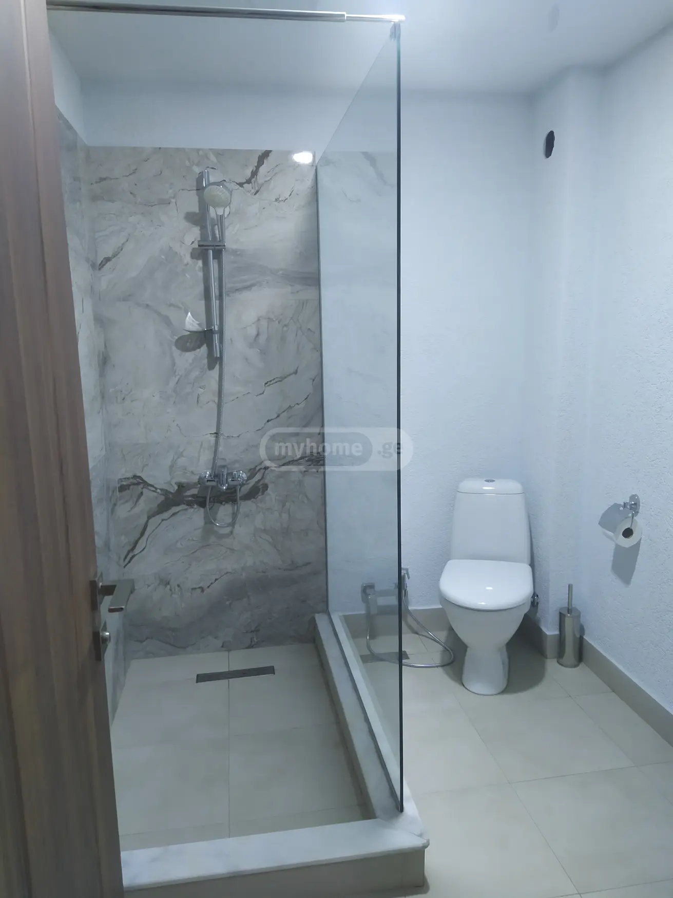 1 Room Hotel Daily Rent In Zestaphoni view 8