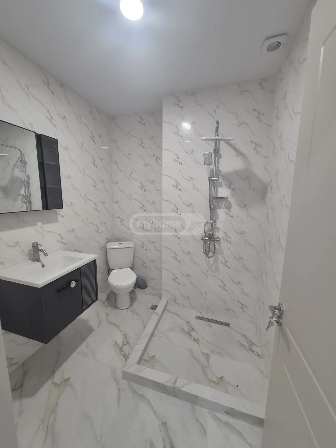 3 Room Apartment For Sale view 2