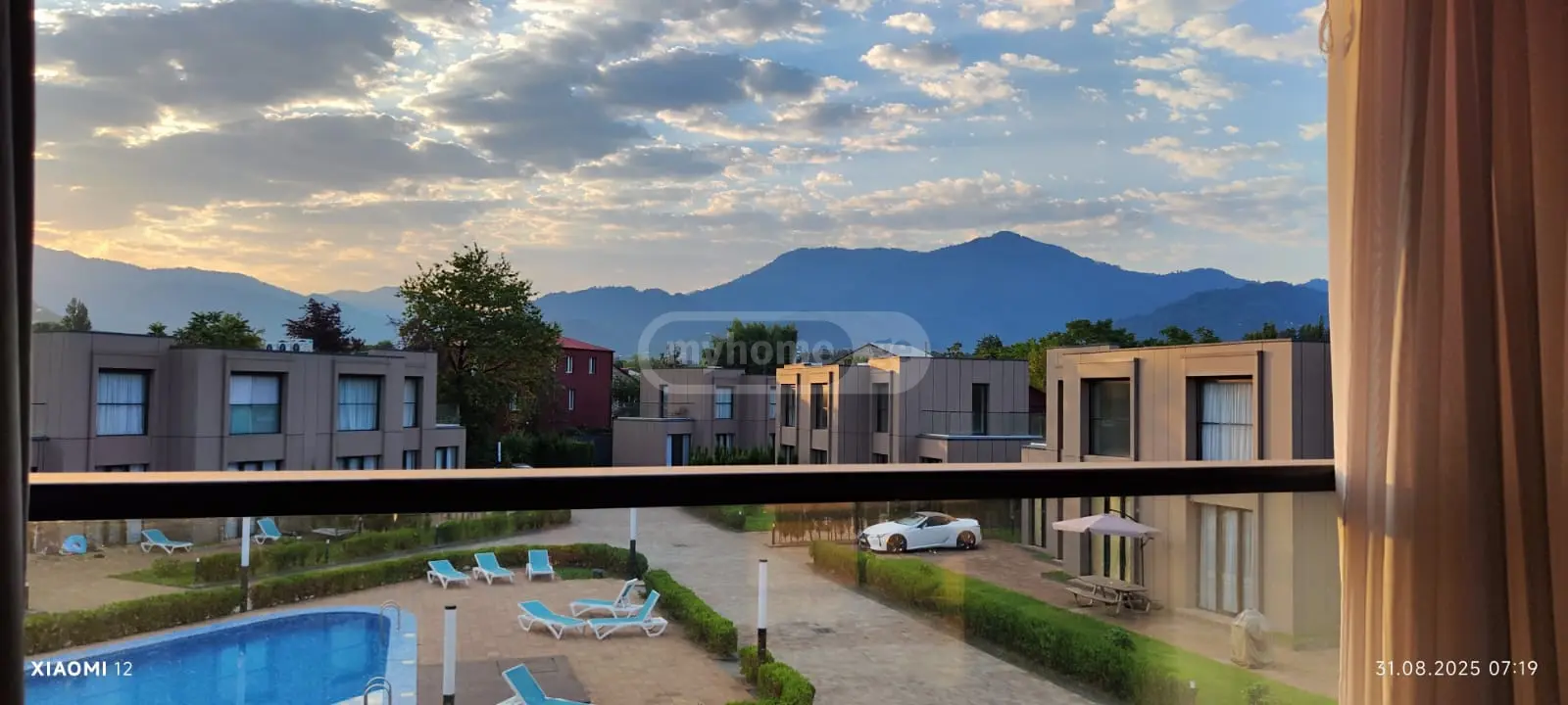 4 Room Private House For Sale view 1