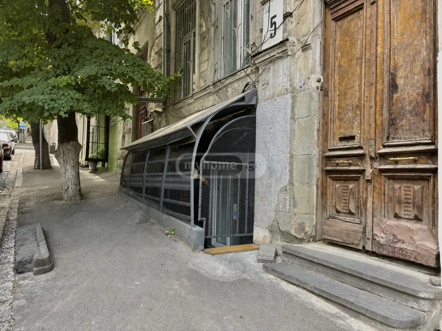 Universal Commercial Area For Rent In Mtatsminda view 9