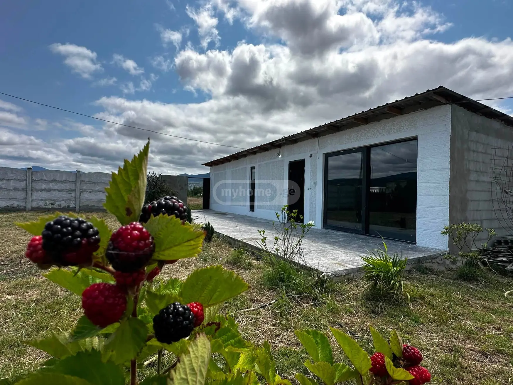 3 Room Private House For Sale view 1