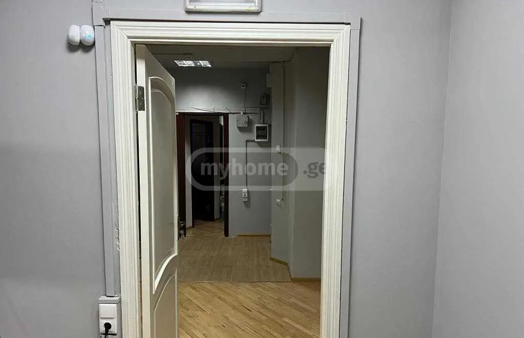 Office Commercial Area For Rent In Vera view 3