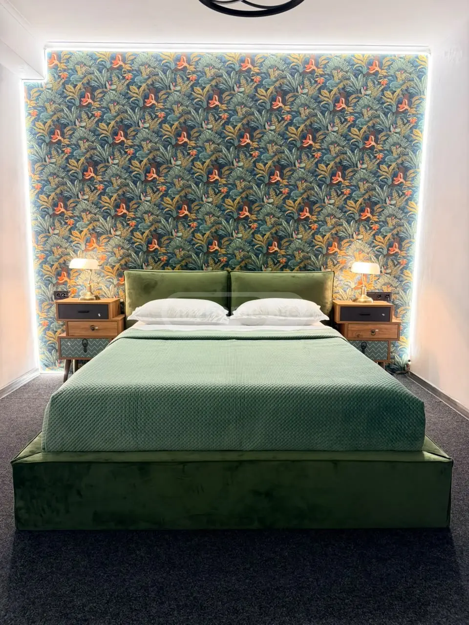 3 Room Hotel Daily Rent In Mtatsminda view 10