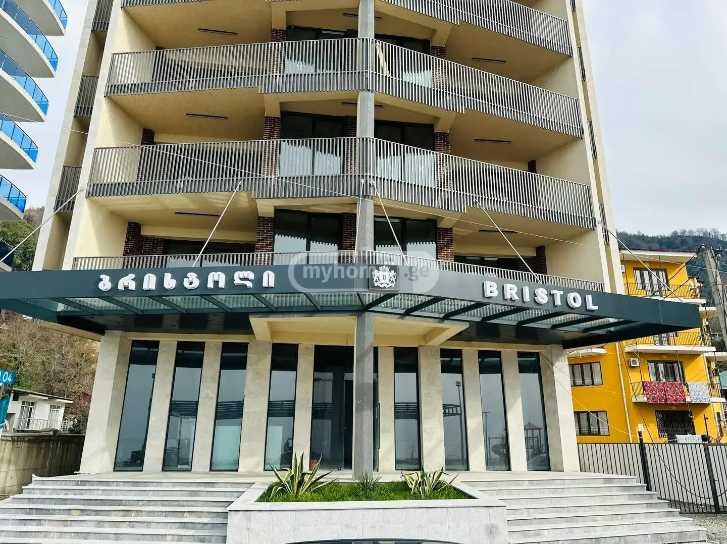 1 Room Apartment For Sale view 2