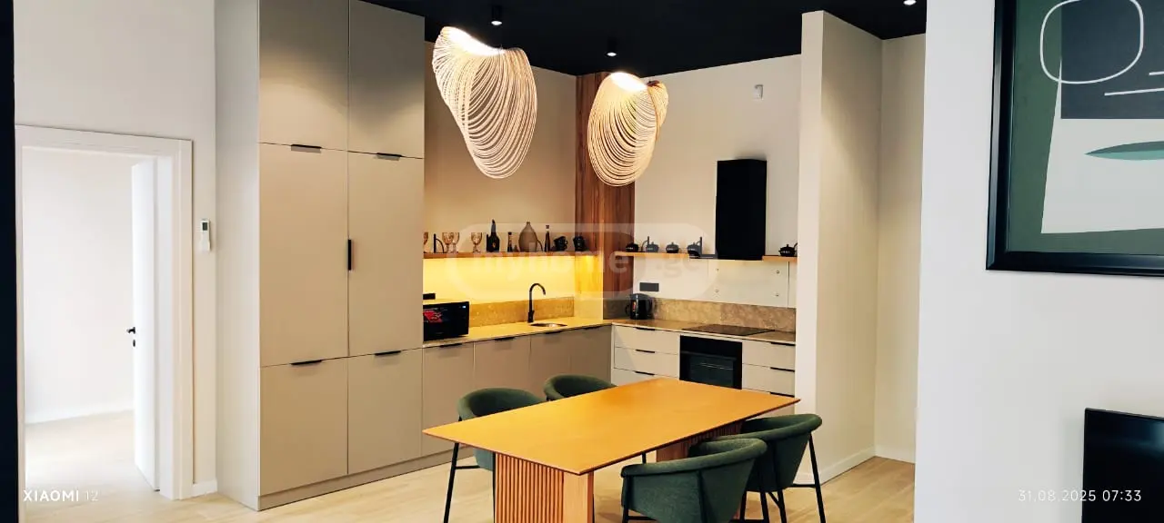 4 Room Private House For Sale view 2