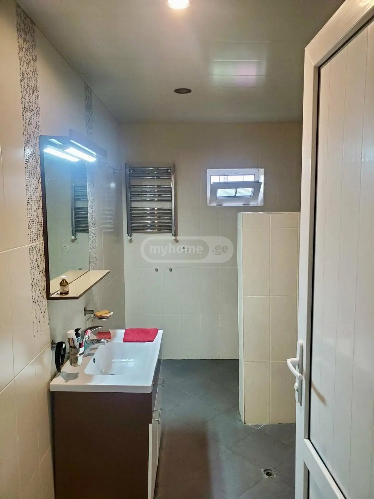 6 Room Private House For Sale view 8
