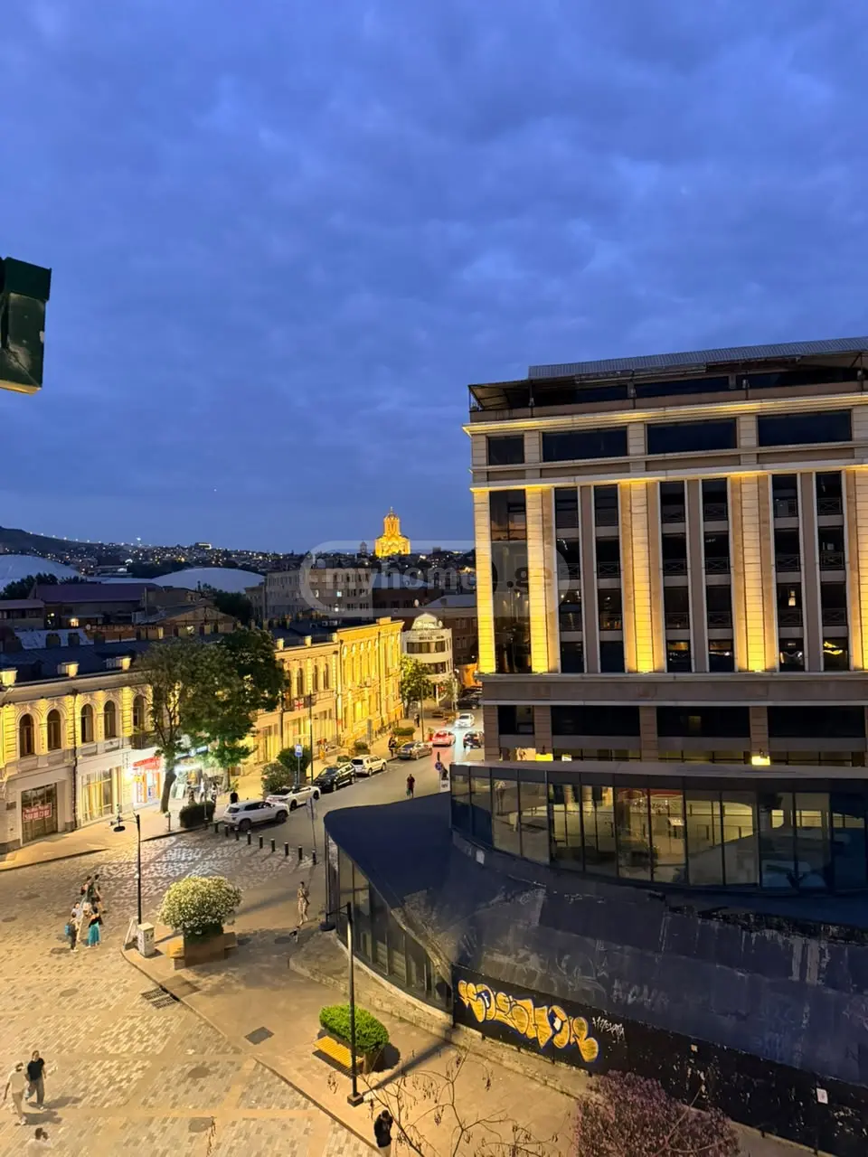 3 Room Hotel Daily Rent In Mtatsminda view 16
