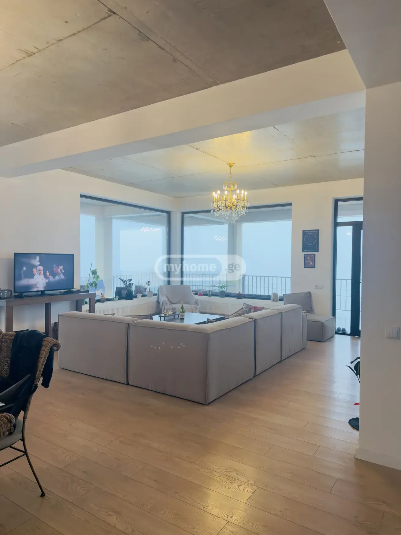 5 Room Private House For Rent In Vake view 1