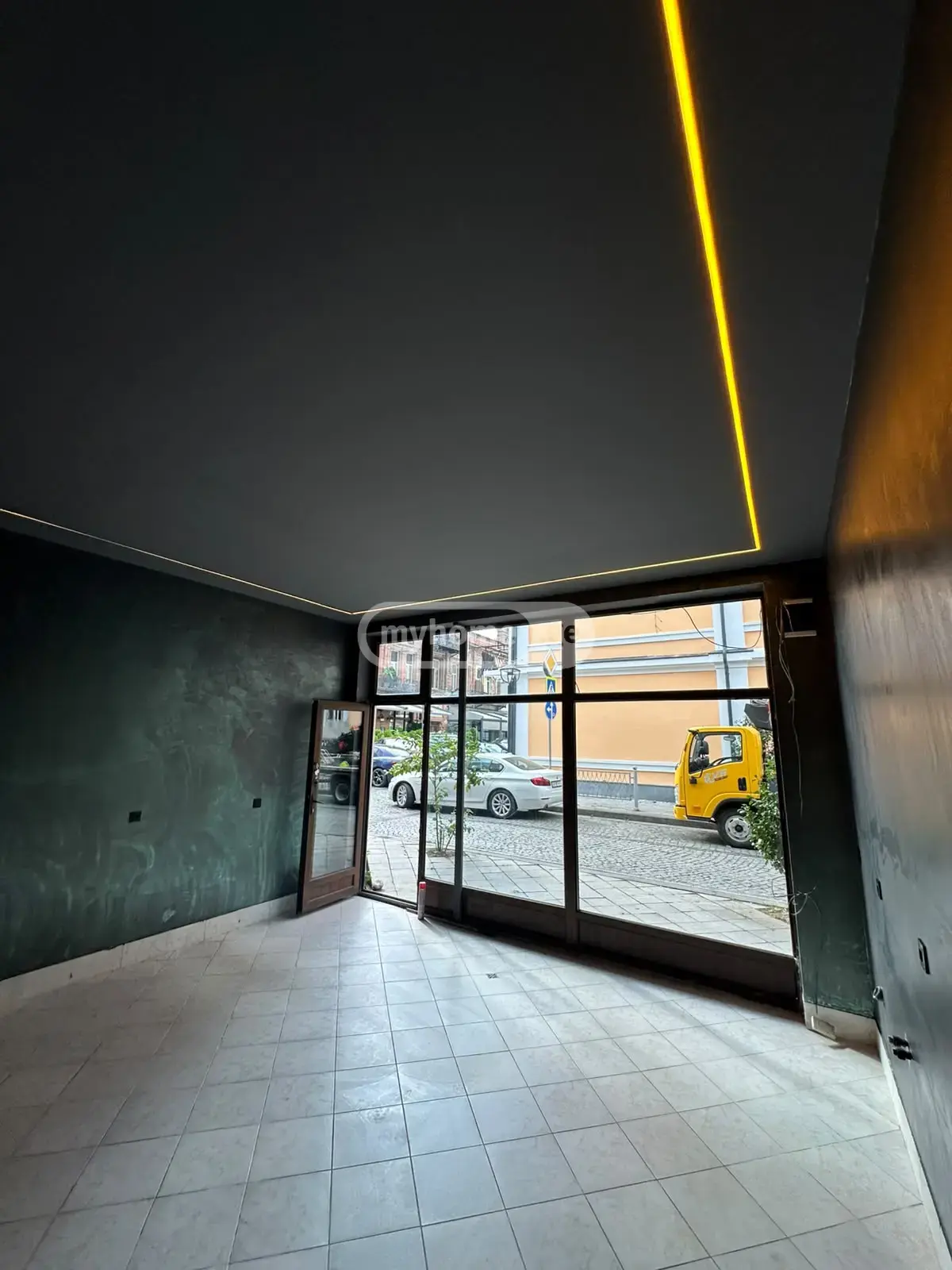 Office Commercial Area For Rent In Old Batumi District, In Batumi view 4