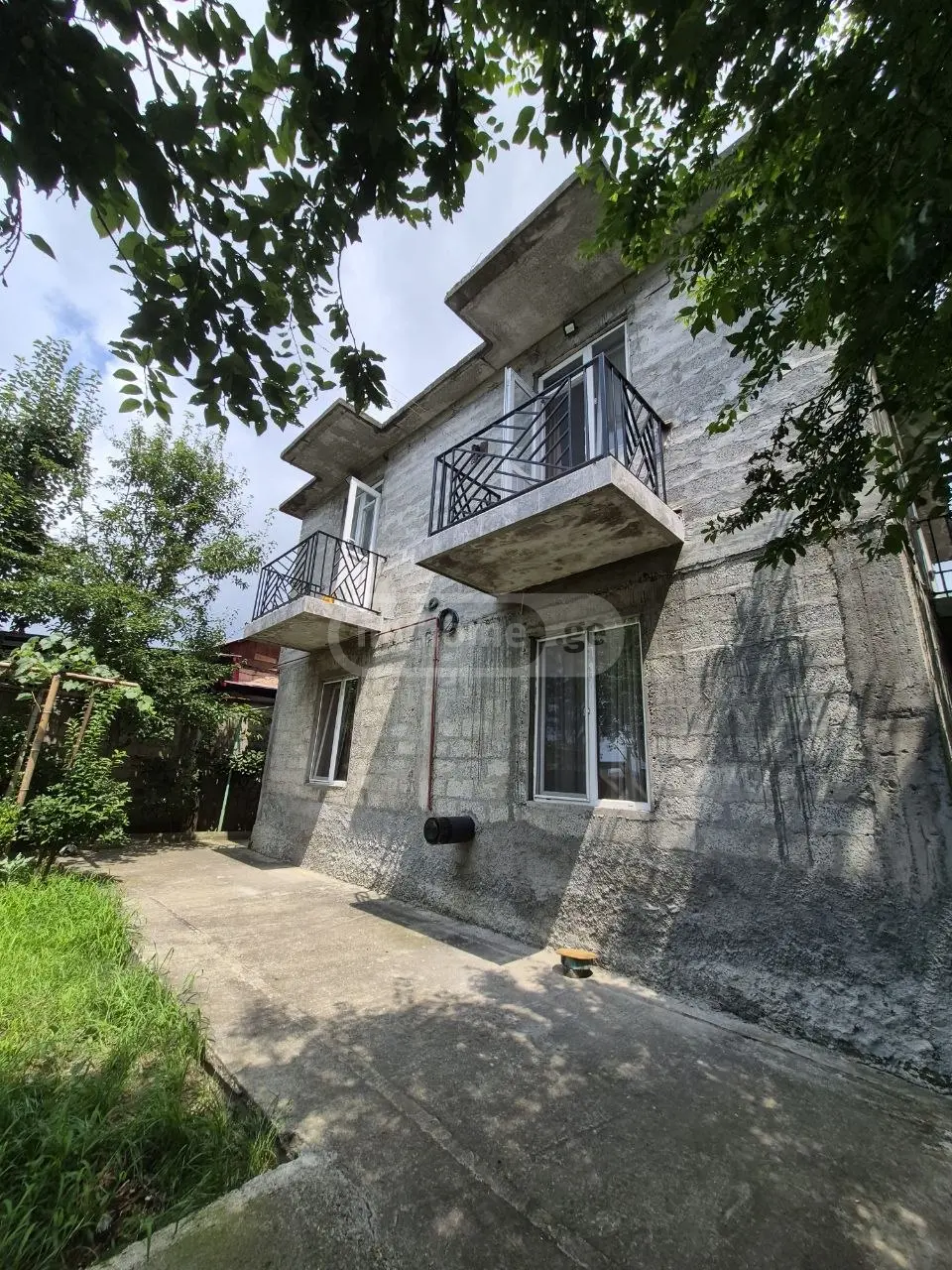 5 Room Private House For Rent In Batumi view 1