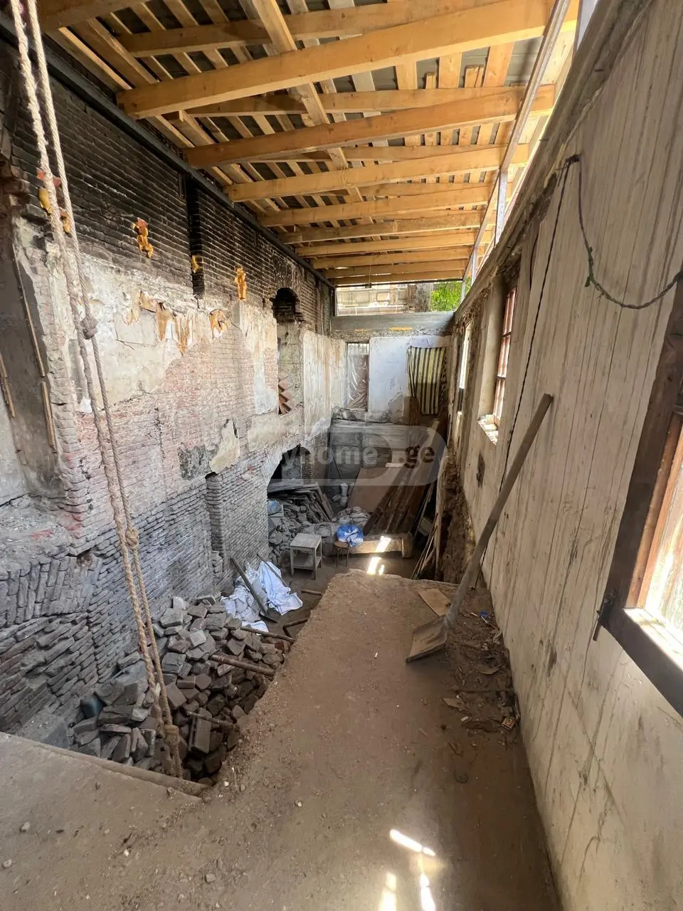 Giorgi Mazniashivili St: 4-Room Commercial Property, 100.0 M² | Korter.Ge view 24