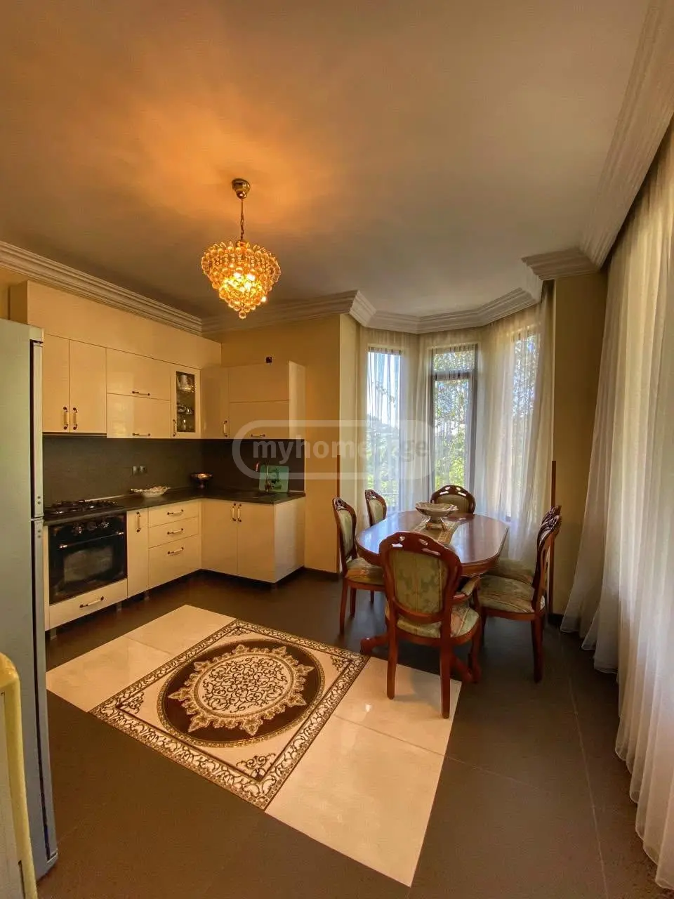 8 Room Private House For Rent In Makhinjauri, In Batumi view 5