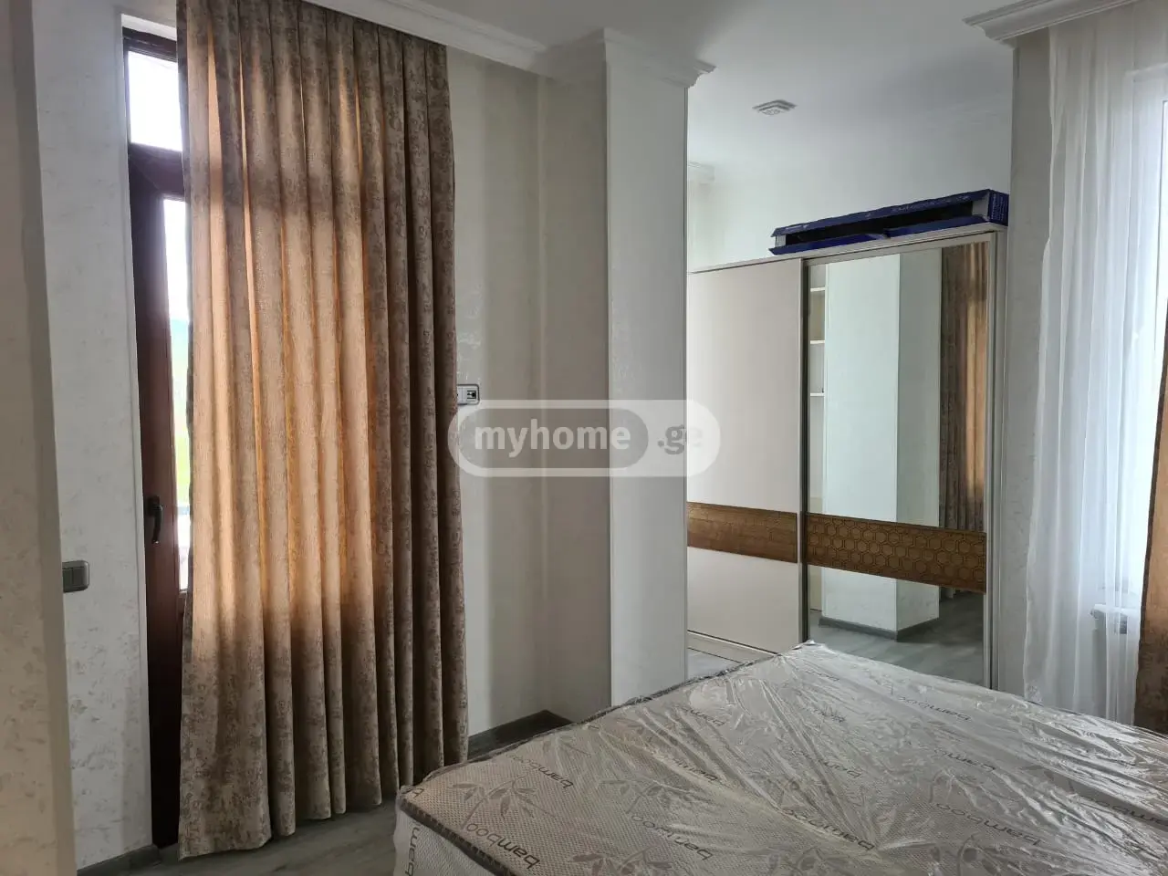 3 Room Apartment For Rent In Kakhabri District, In Batumi view 2