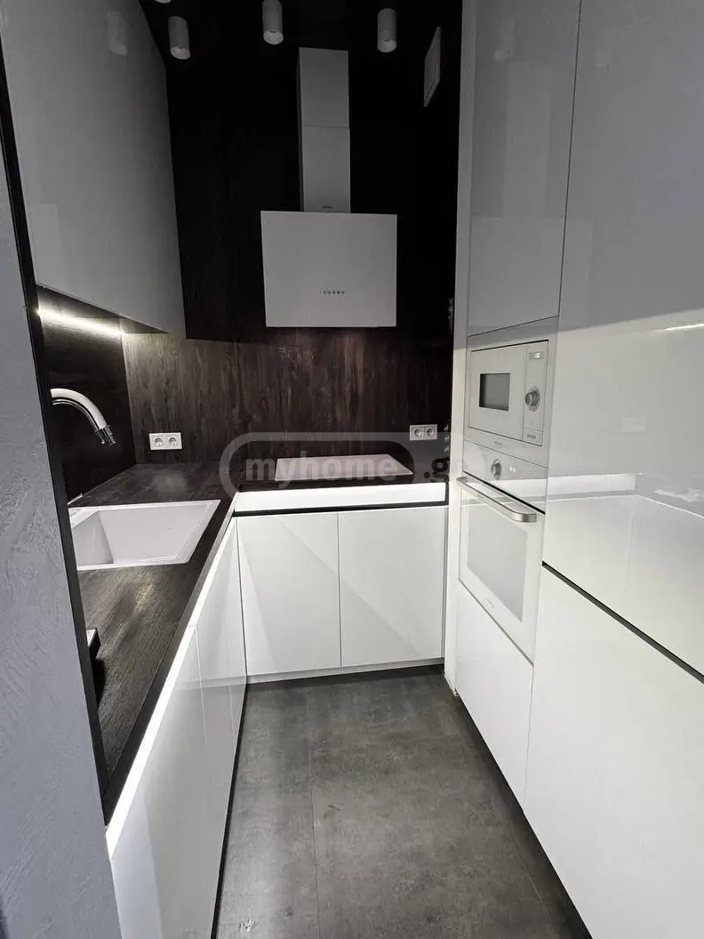 3 Room Apartment For Sale view 9