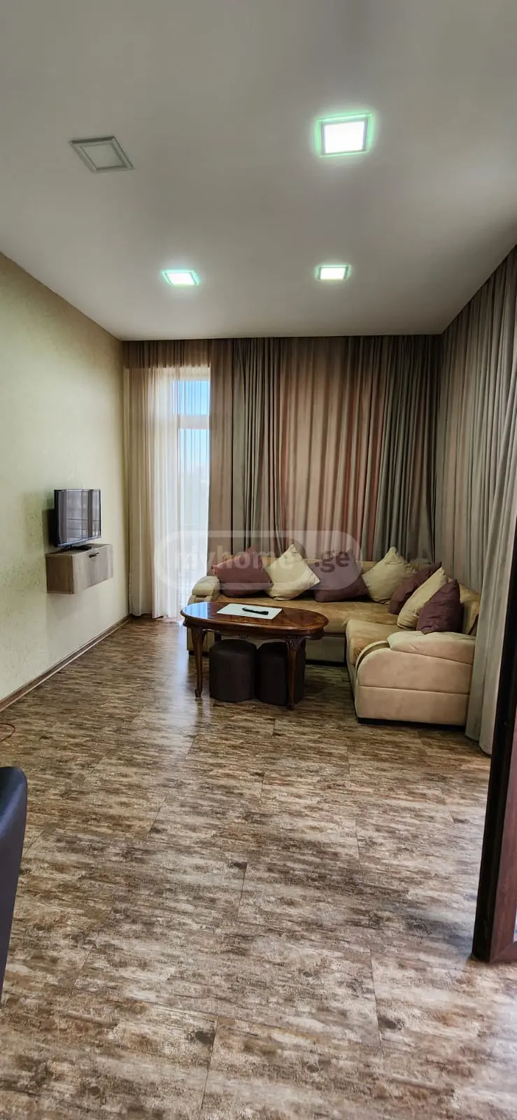 2 Room Flat Daily Rent. Avlabari view 25