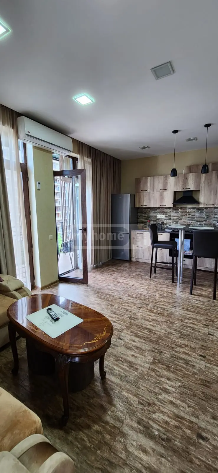 2 Room Flat Daily Rent. Avlabari view 13