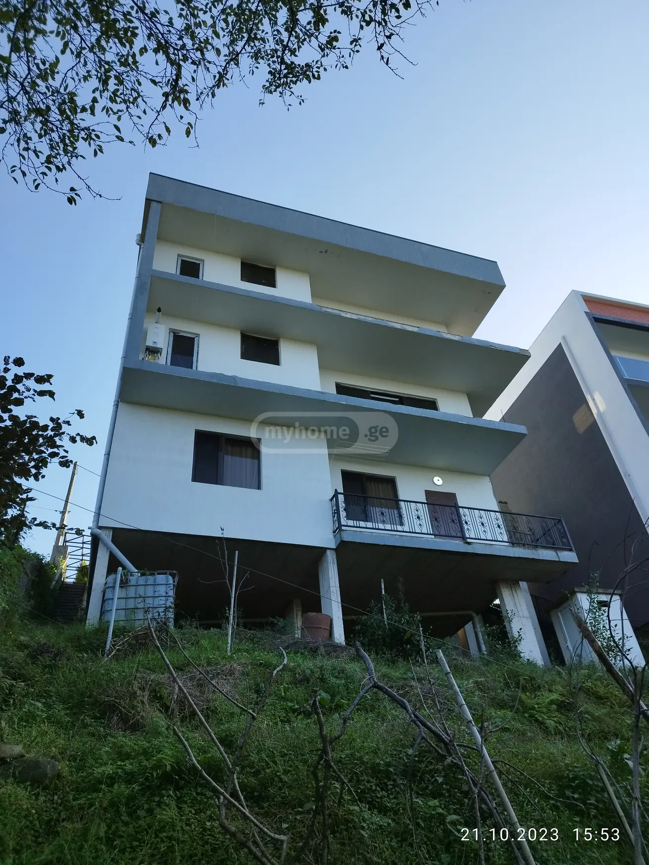 5 Room Private House For Sale view 4