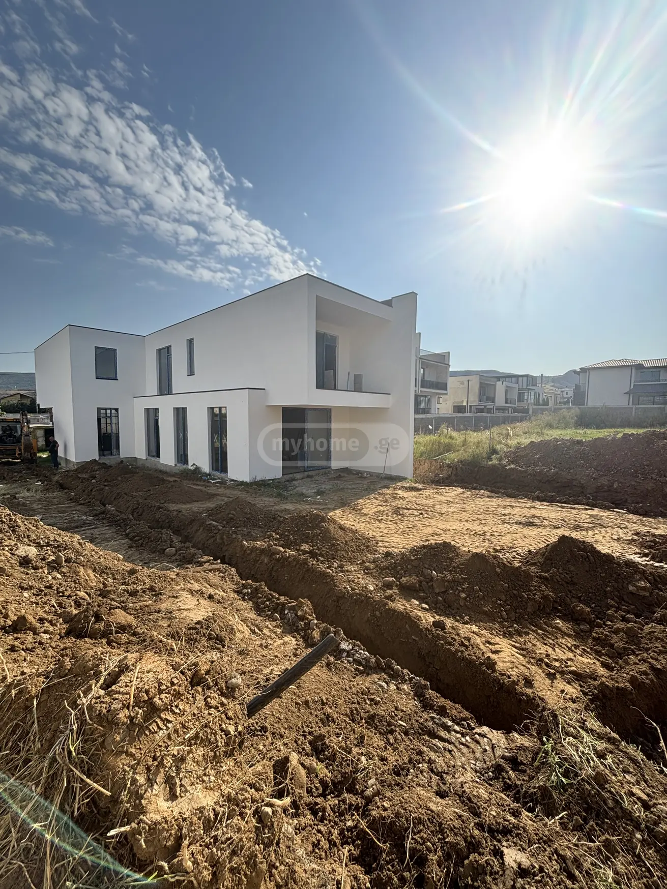 6 Room Private House For Sale view 32