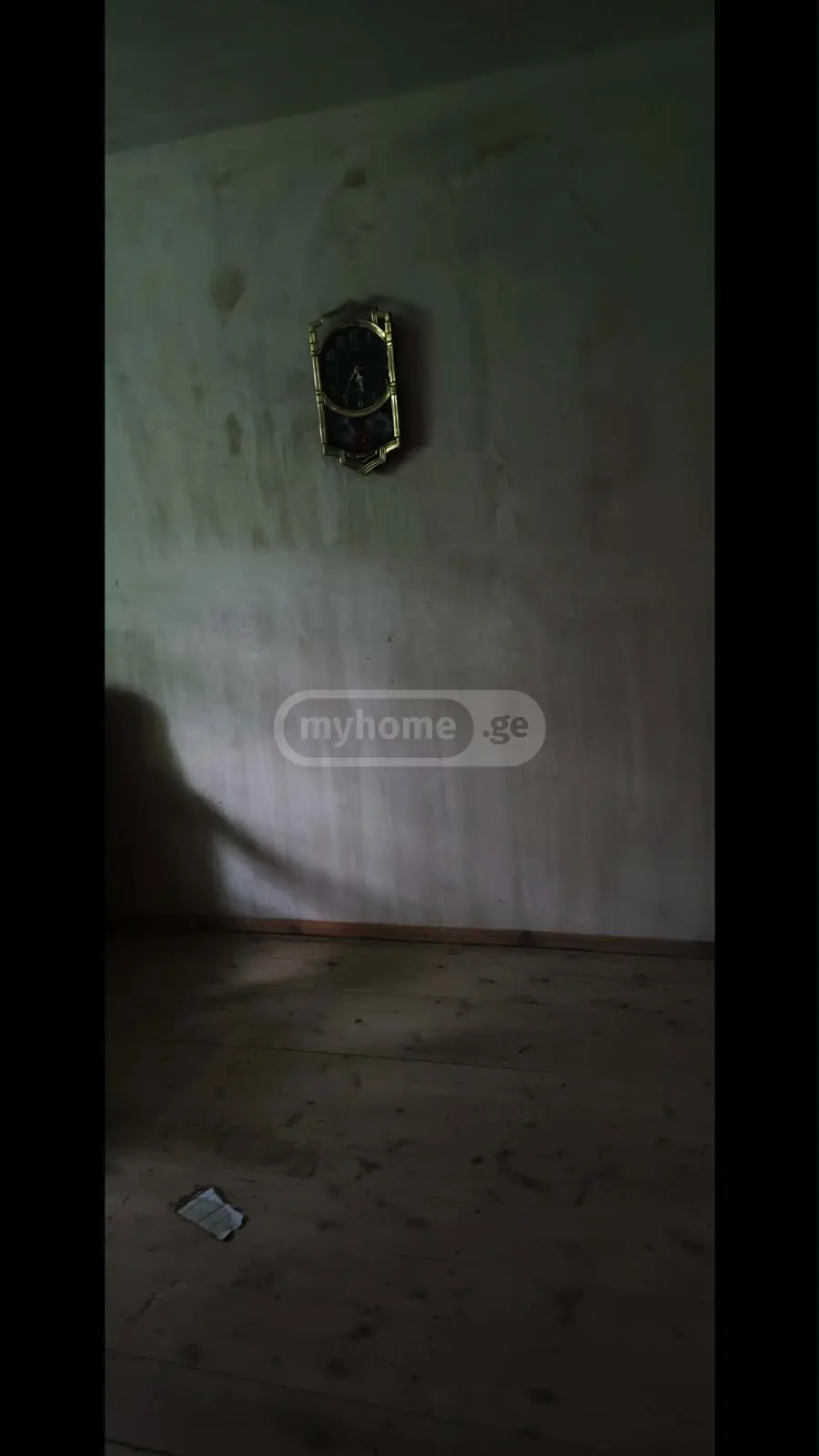 8 Room Private House For Sale view 16