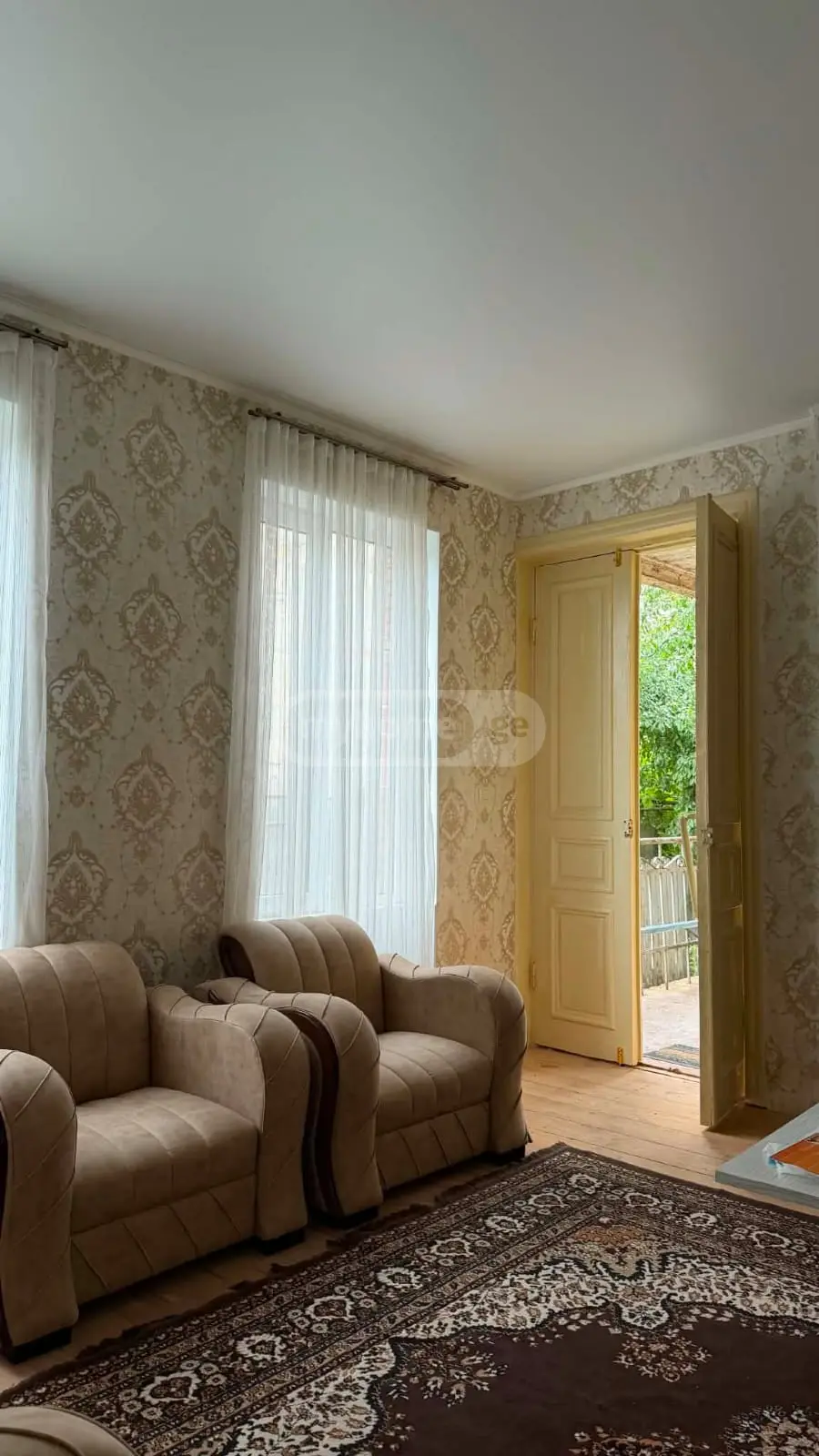 5 Room Private House For Sale view 2