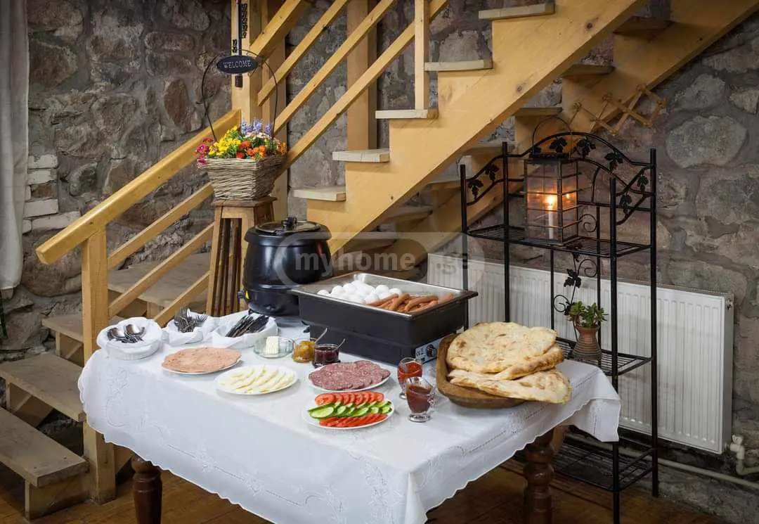 2 Room Apartment Daily Rent In Mestia view 7