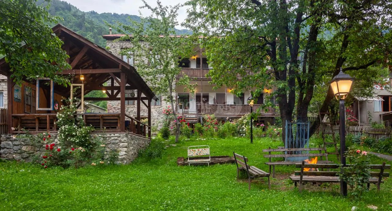 2 Room Apartment Daily Rent In Mestia view 11