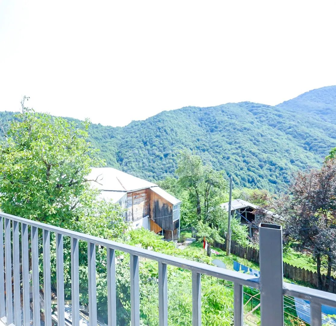 5 Room Apartment Daily Rent In Ambrolauri view 2