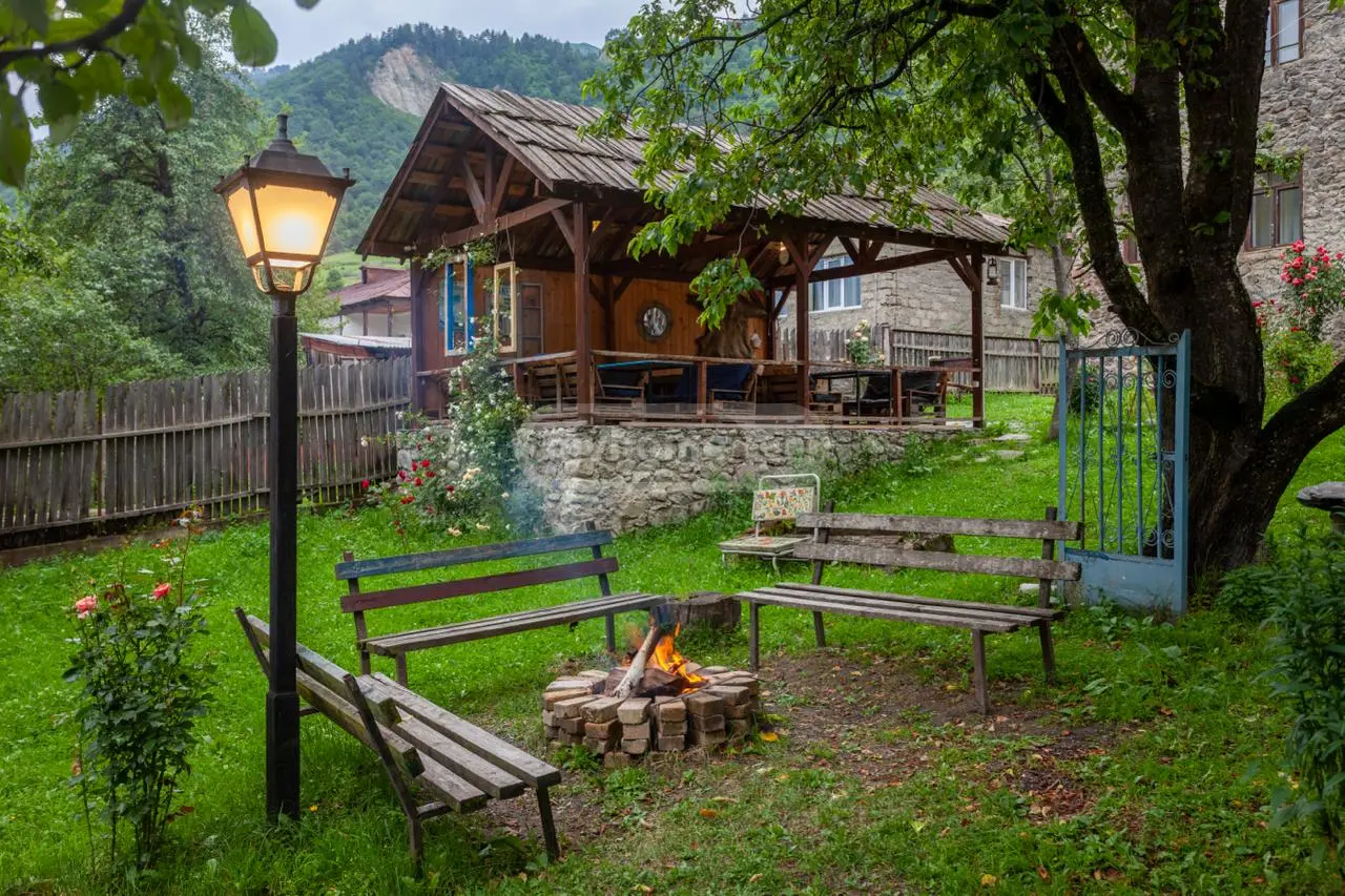 2 Room Apartment Daily Rent In Mestia view 1
