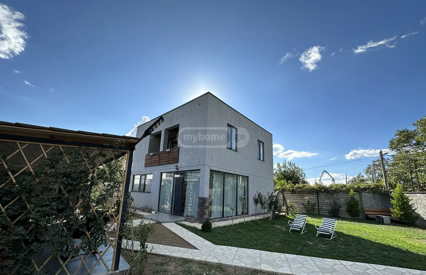 6 Room Country House For Rent In Saguramo, In Mtskheta Municipality view 1
