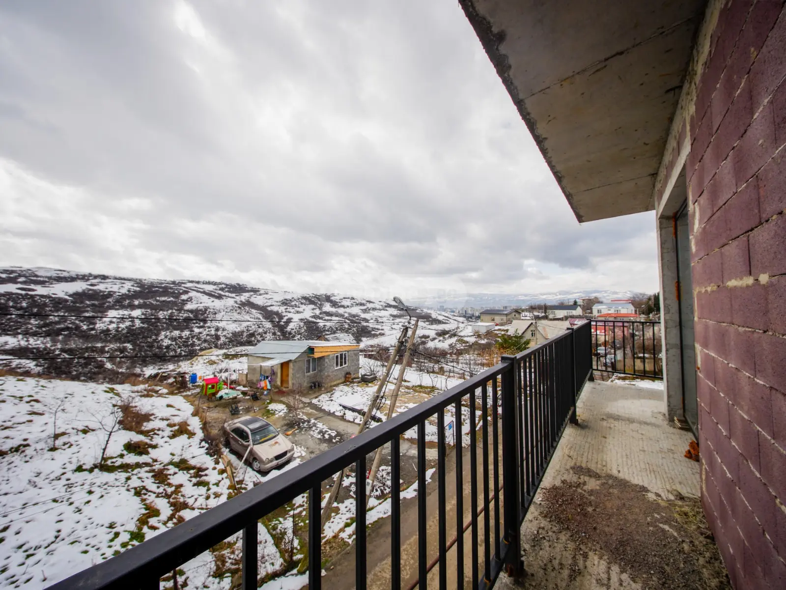 7 Room Country House For Sale view 8