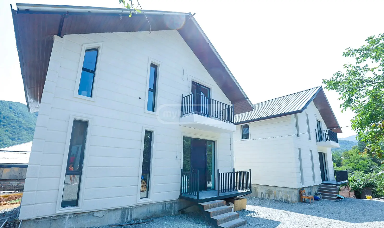 5 Room Apartment Daily Rent In Ambrolauri view 11
