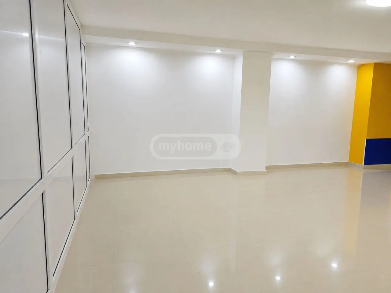 Special Commercial Area For Rent In Old Batumi District, In Batumi view 2