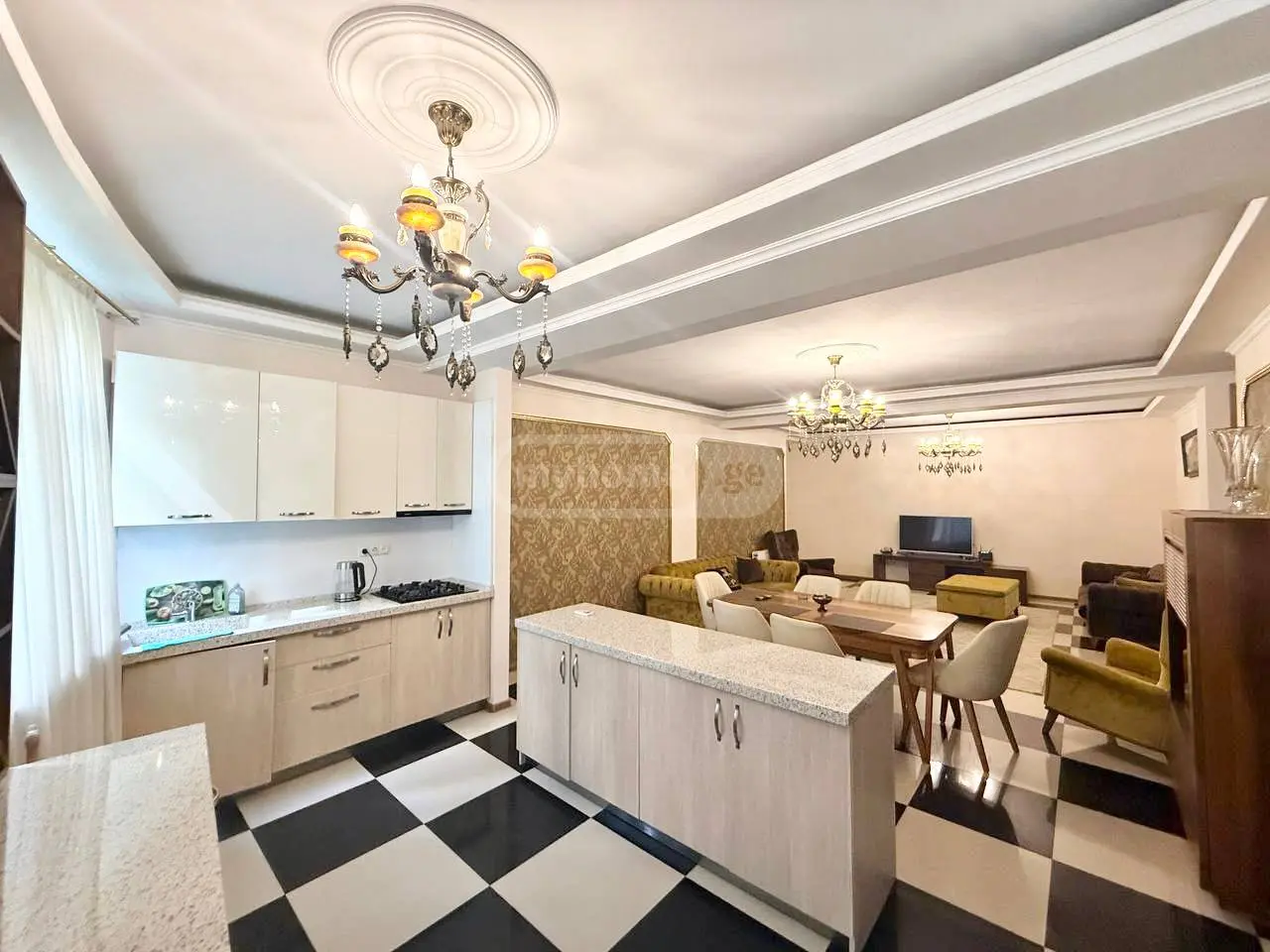 3 Room Apartment For Rent In Vera view 5