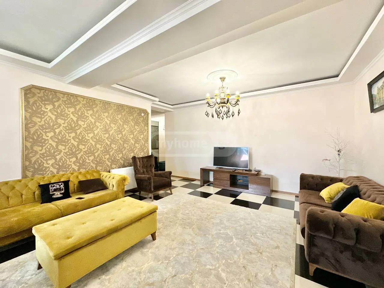 3 Room Apartment For Rent In Vera view 2