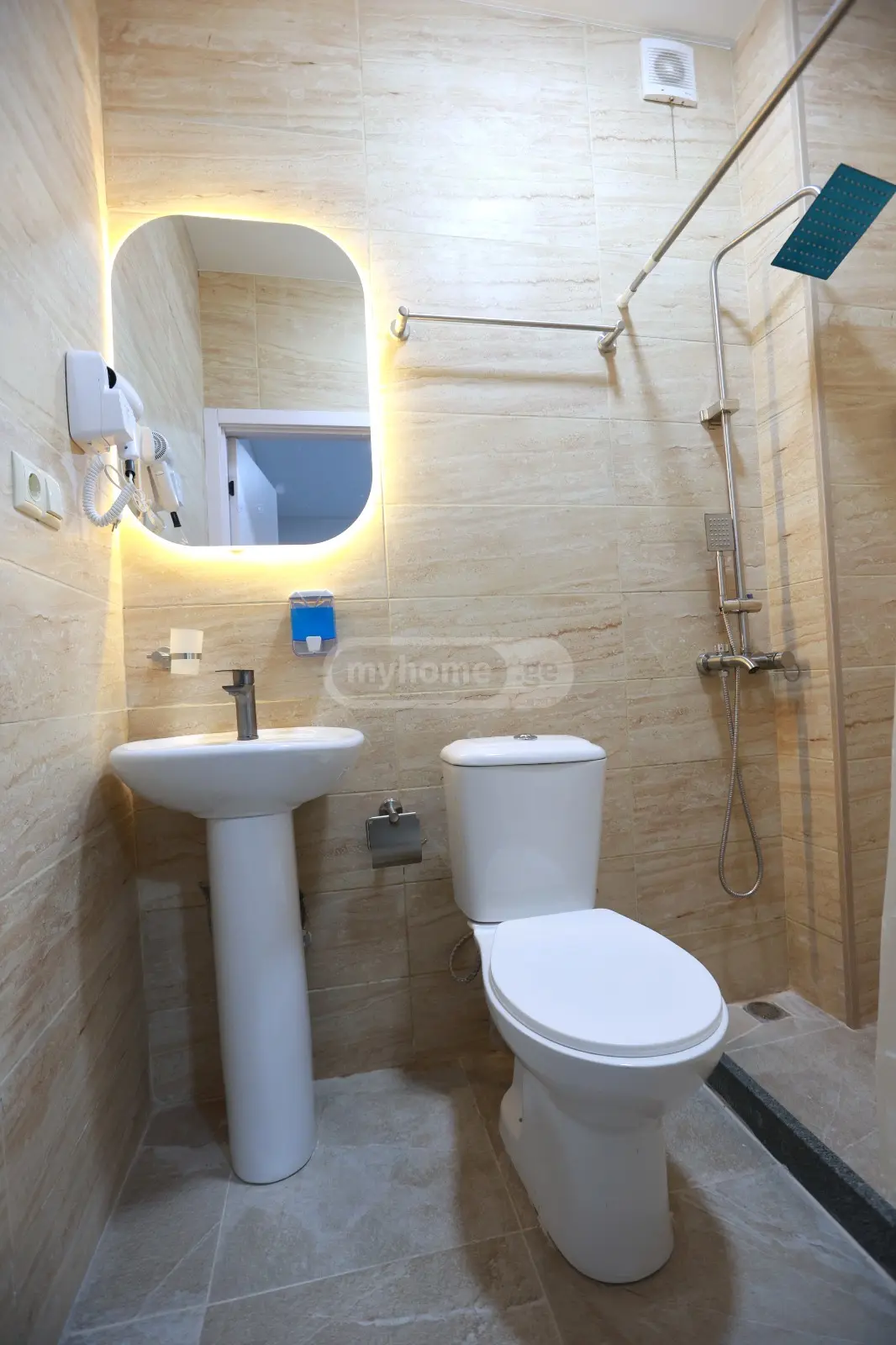 1 Room Apartment Daily Rent In Foti view 12
