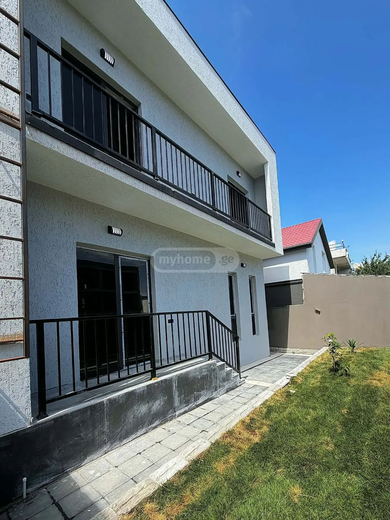 7 Room Private House For Sale view 11