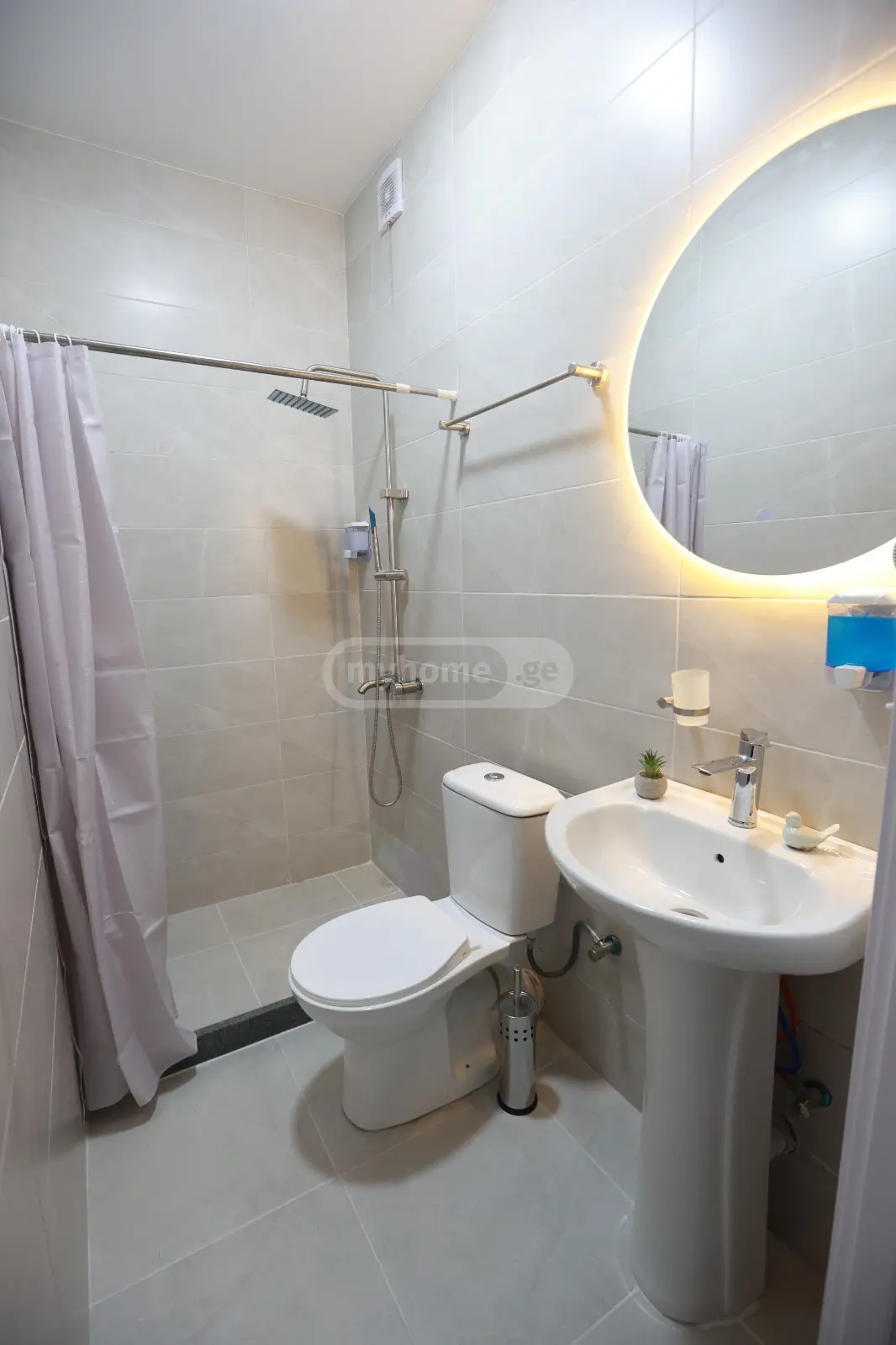 1 Room Apartment Daily Rent In Foti view 13