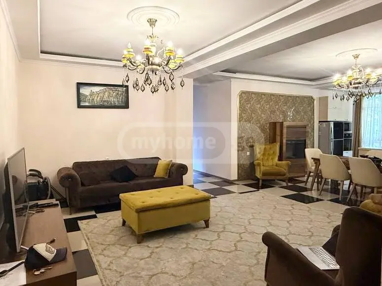 3 Room Apartment For Rent In Vera view 3