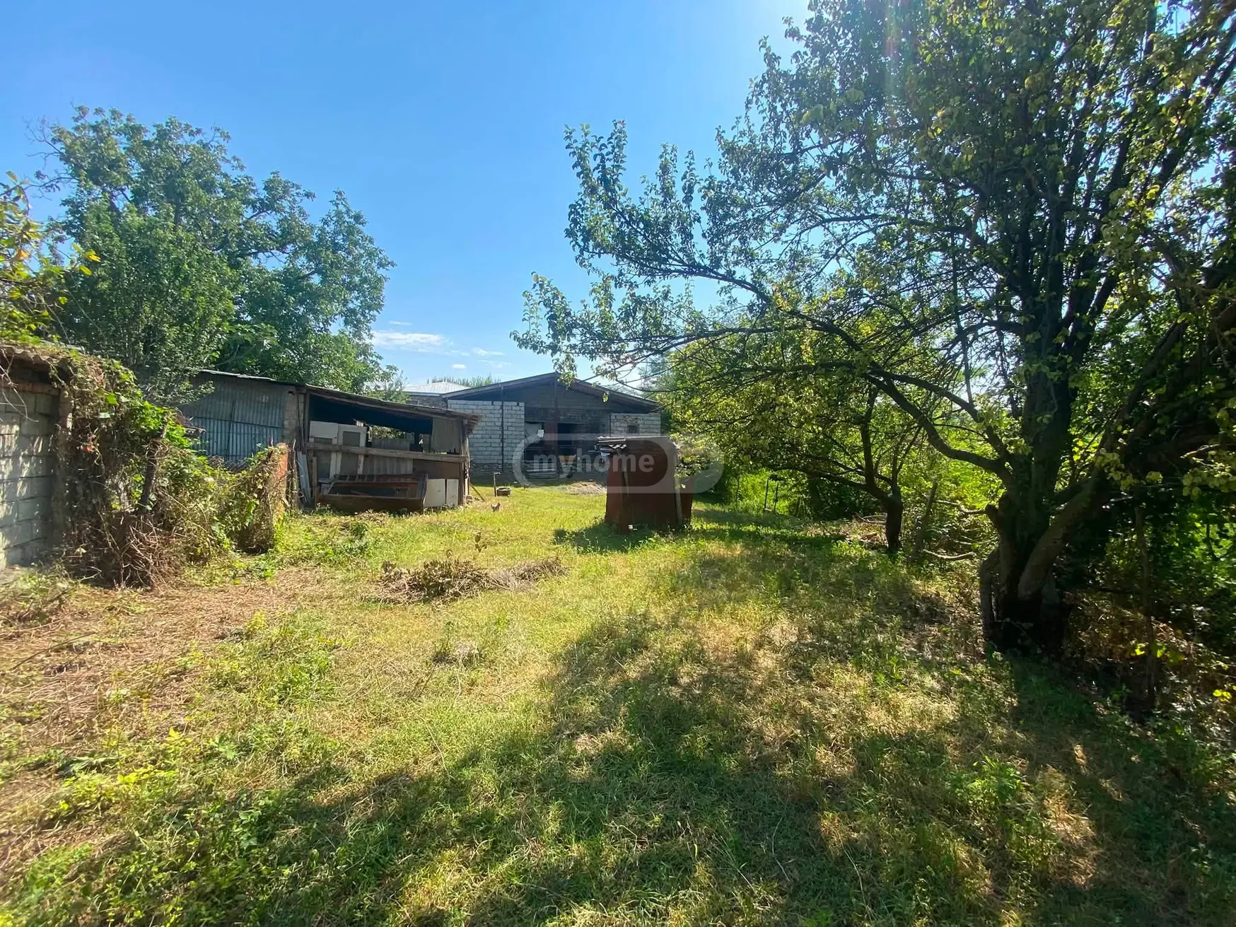 3 Room Private House For Sale view 5