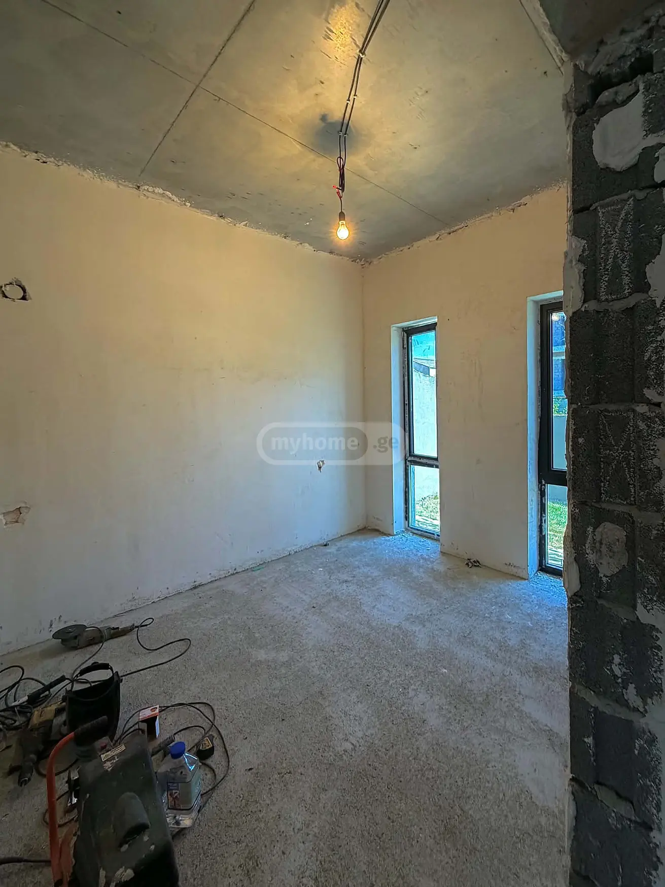 7 Room Private House For Sale view 16