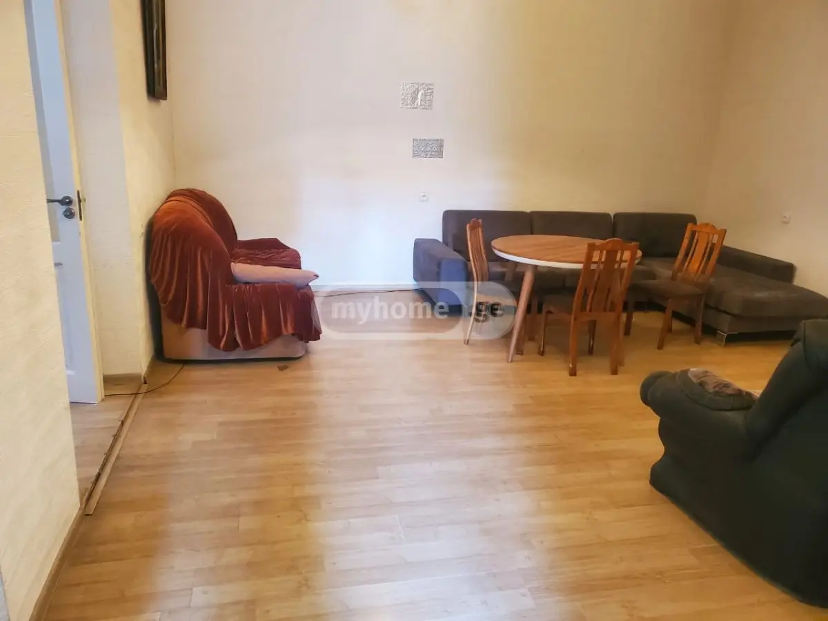 3 Room Apartment For Sale view 4