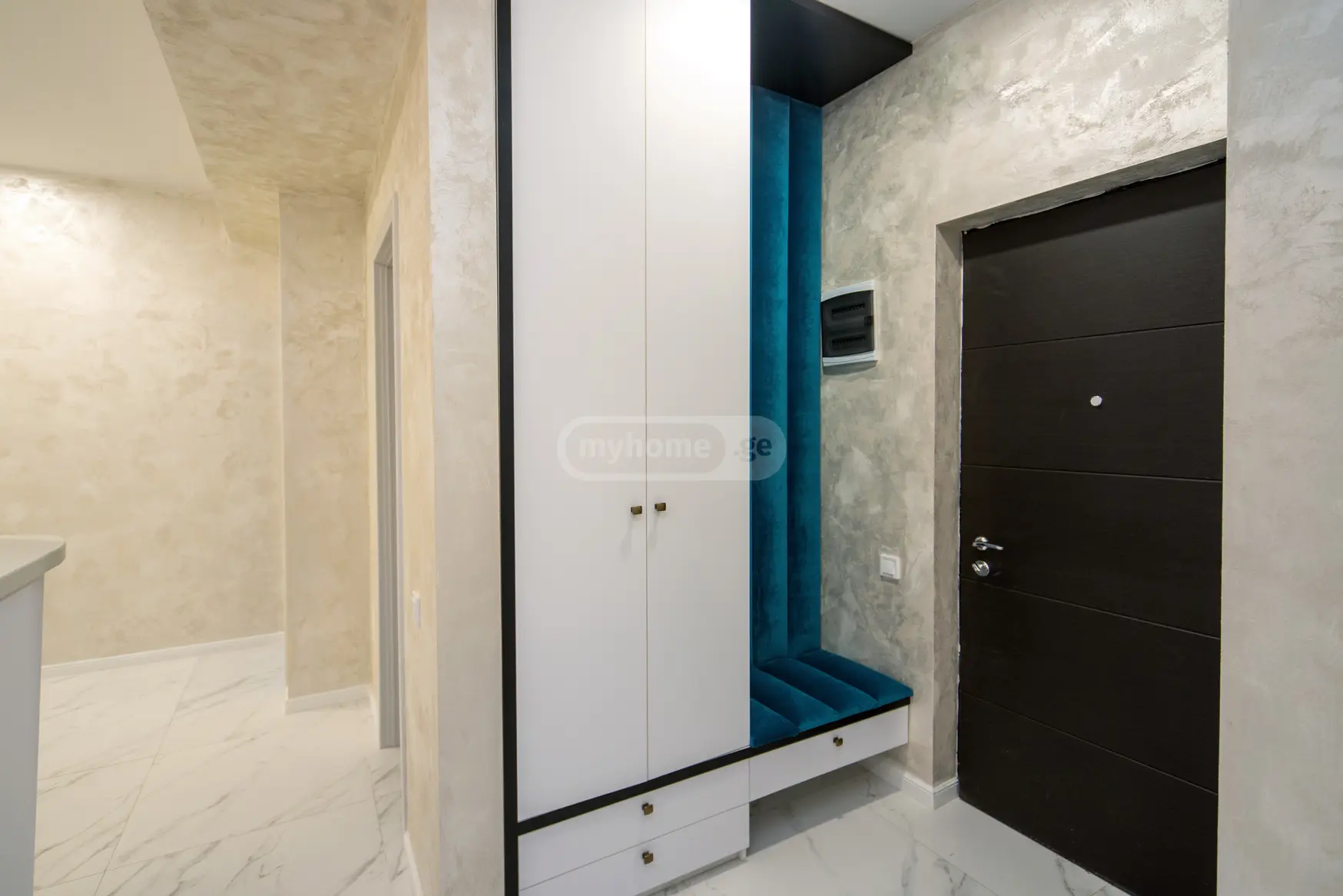 5 Room Hotel For Sale view 1