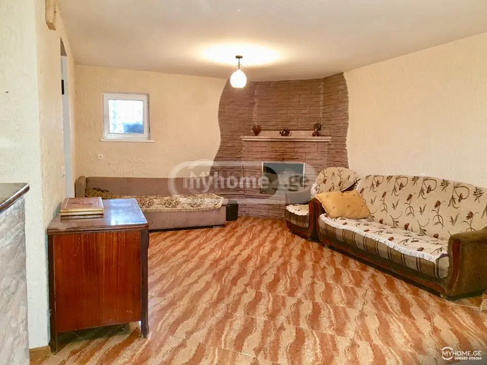 6 Room Country House For Sale view 11