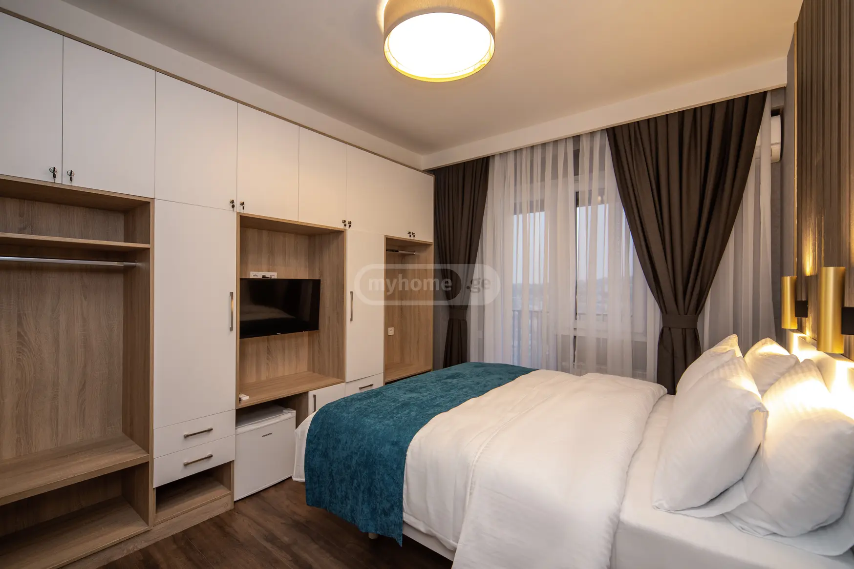 5 Room Hotel For Sale view 5