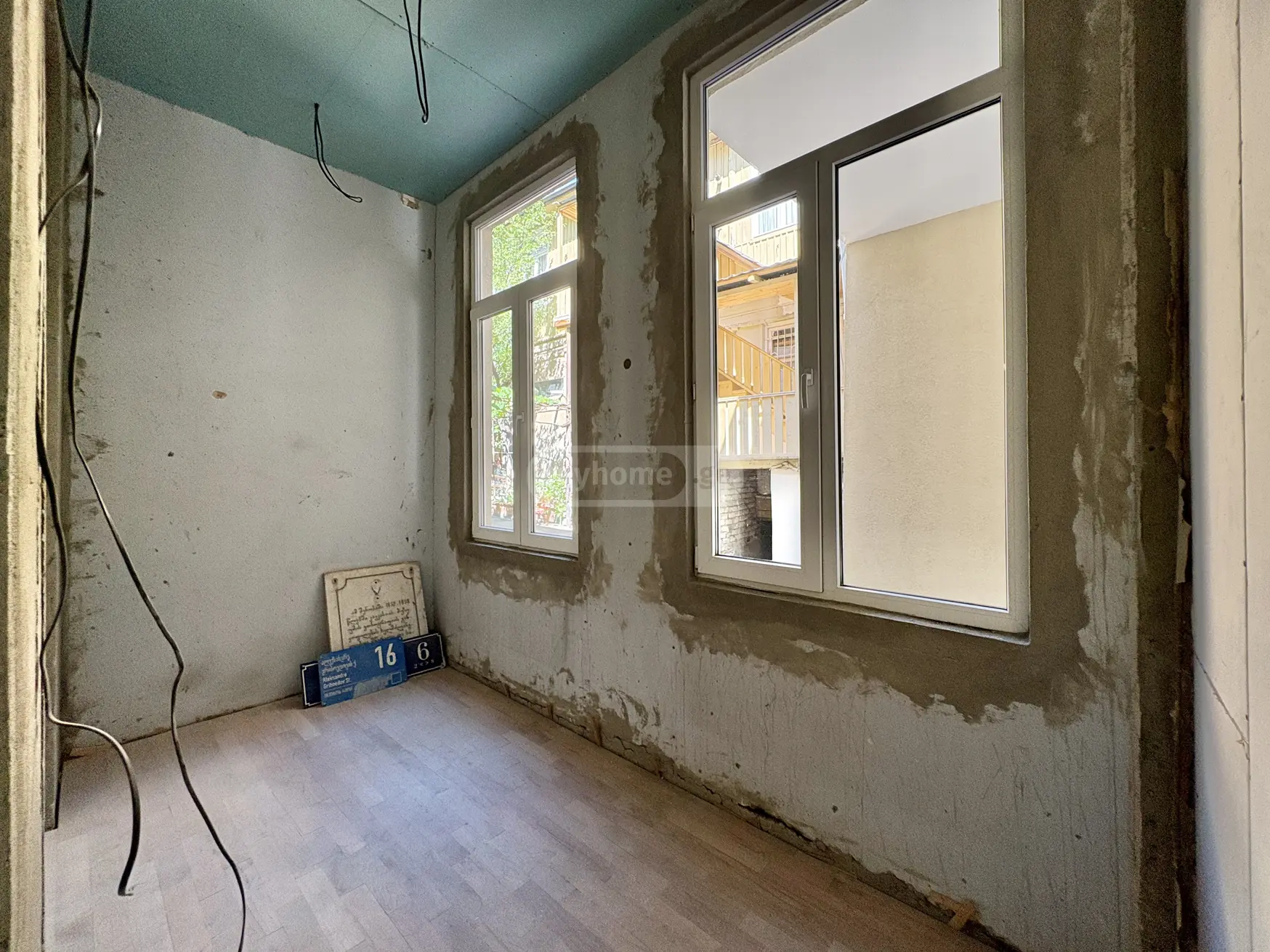 Universal Commercial Area For Rent In Mtatsminda view 10