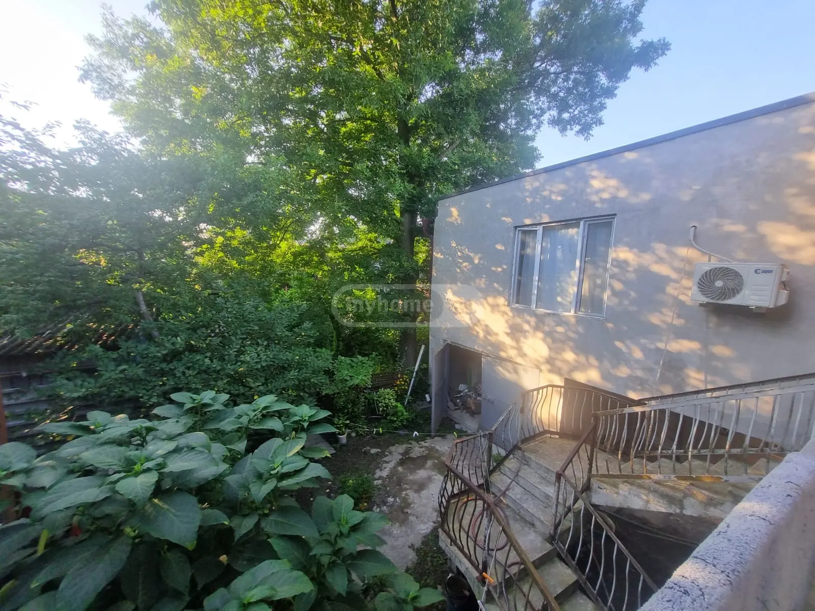 4 Room Private House For Rent In Foti view 10