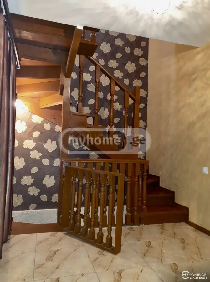 6 Room Country House For Sale view 10