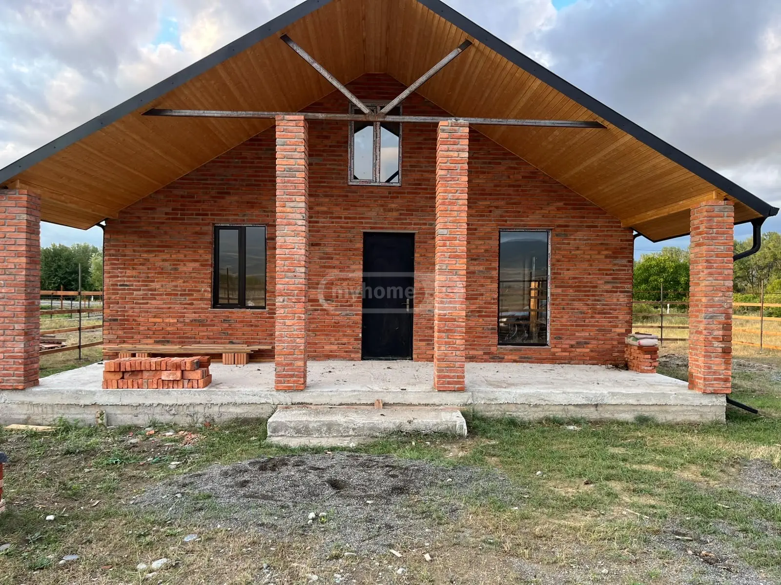 4 Room Private House For Sale view 12